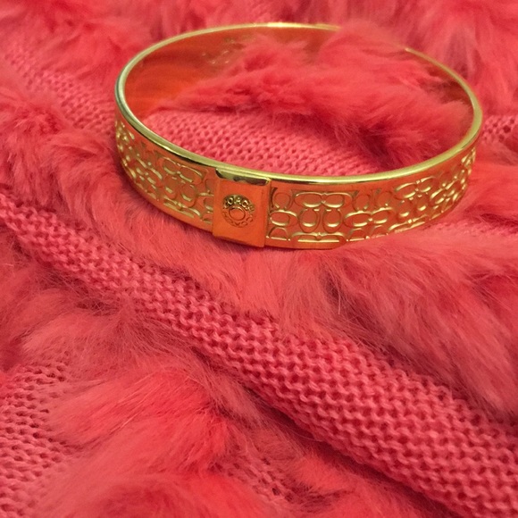 Authentic Gold Coach bangle - Picture 1 of 2